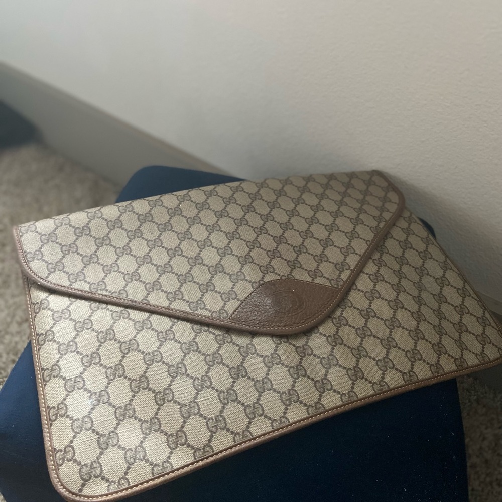Vintage Gucci document holder